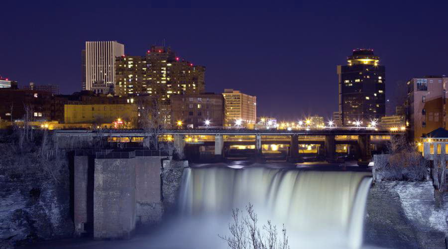 I nostri servizi di noleggio auto offrono una vasta selezione di veicoli a Rochester.